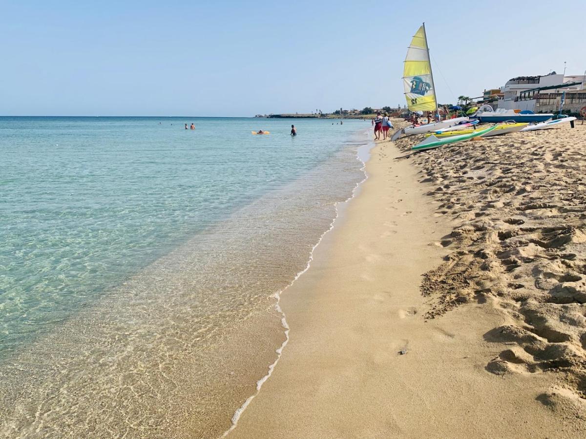 Tra Cielo E Mare - Spiaggia San Lorenzo 瑞塔尼 外观 照片